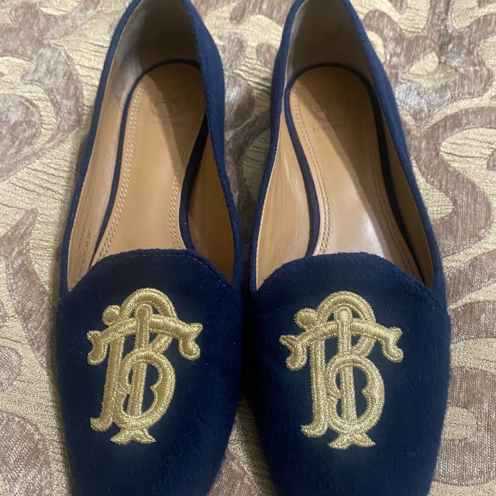Tory Burch loafers beautiful navy blue with gold logo